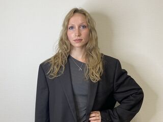 girl naked IrinaVelzeboer