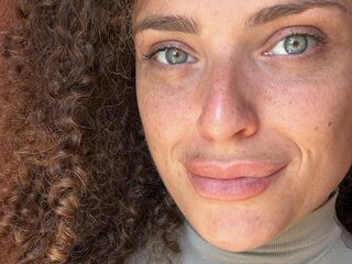 naughty cam girl masturbating IvanaRoss