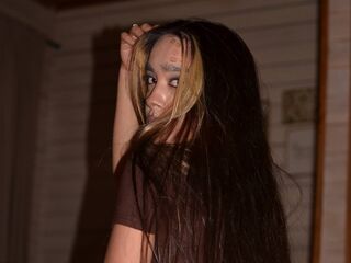 nude webcamgirl pic IvyMoore