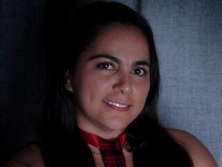 camslut masturbating JasminVerona