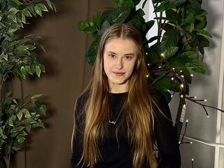 live teaser webcam JeanetteKama