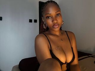 camslut naked JoyceClara