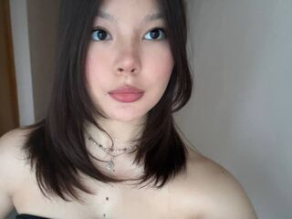 shaved pussy webcam JulienneCharters
