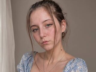 beautiful webcam girl KatelynBolger