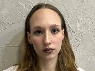 free web cam KatrinJons