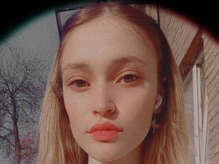 hot naked webcam girl KendalSommella