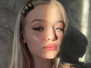 hot livecam KianaStark