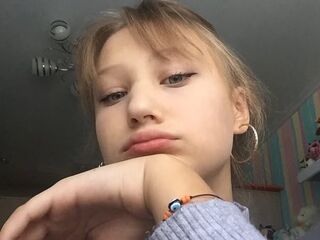 naughty cam LakeeshaBrimmer