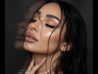 striptease cam LaraMac