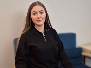 shaved pussy web cam LeaDarcy