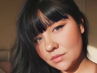 girl fingering bald pussy MalikaWilsson