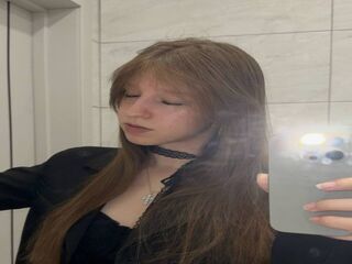 masturbating girl MarisolKiraly