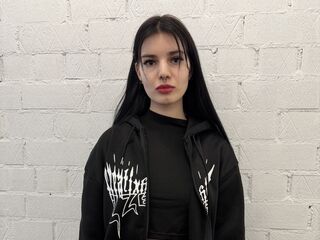 naked girl with webcam fingering pussy MaryettaBurgees