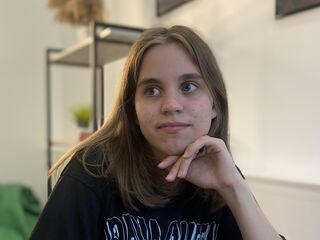 webcam bitch chatroom MelisaVonk