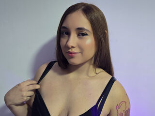 nude webcam girl photo MiahCouper