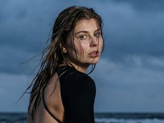 extreme cam picture MilaOlivers