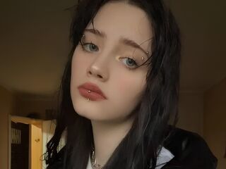 naked camgirl fingering pussy MyrtisHouzah