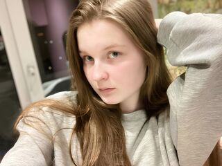 naked girl with webcam masturbating with dildo PearleDaughdrill