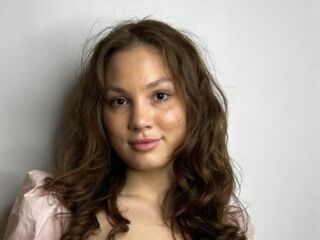 naked girl with webcam masturbating with vibrator RegenaCrichlow