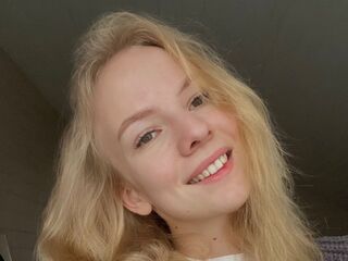 cam slut picture RonaFichtner