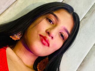 naughty cam girl masturbating with dildo SamantaVictoria