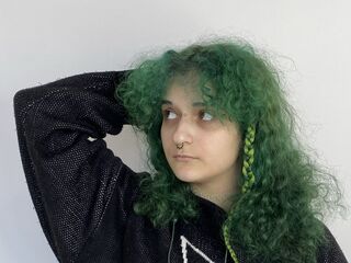 naked cam SamellaMagowan