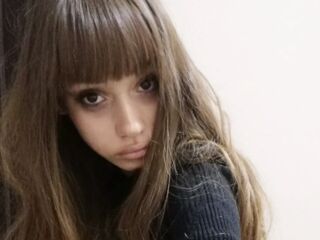 camwhore spreading pussy SherDonko