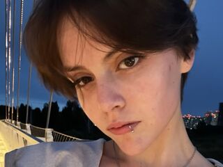 camgirl playing with sex toy ShirlyQuerio