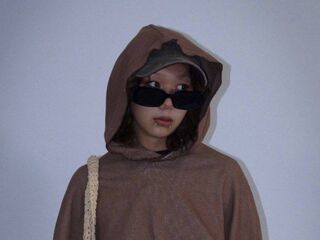 naked webcamgirl photo SumikoKrejcik
