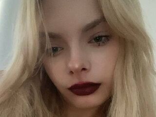 camwhore masturbating with dildo SydneyCandell