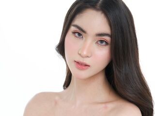 topless webcam girl SyrenaPorsche