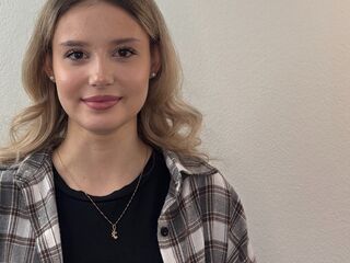 live webcam girl TanyaPanah