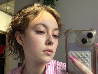 nude camgirl pic ThuyThorstad