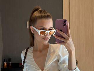 nude webcamgirl photo ViolettaDarling