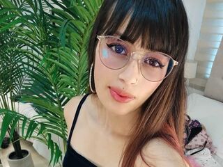 jasmin sexchat YiyisRebel