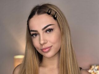 camgirl webcam pic ZaraPlaya